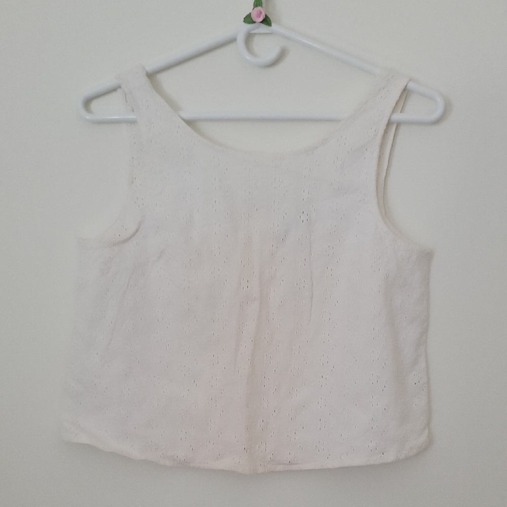 Brandy Melville Elegant White Eyelet Women's Top